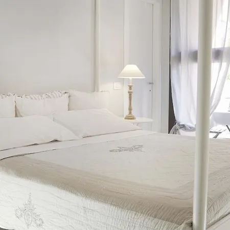 Bed In Bo Saragozza Gæstehus 3*