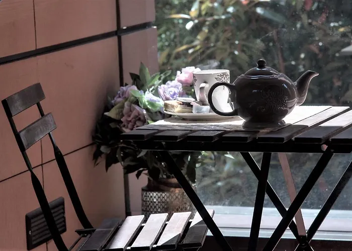 Bed In Bo Saragozza 게스트하우스 볼로냐