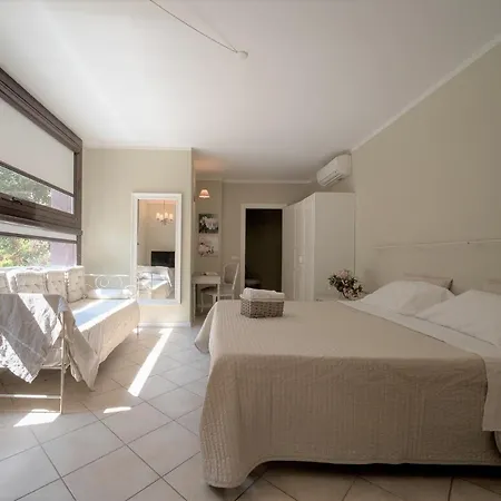 Bed In Bo Saragozza